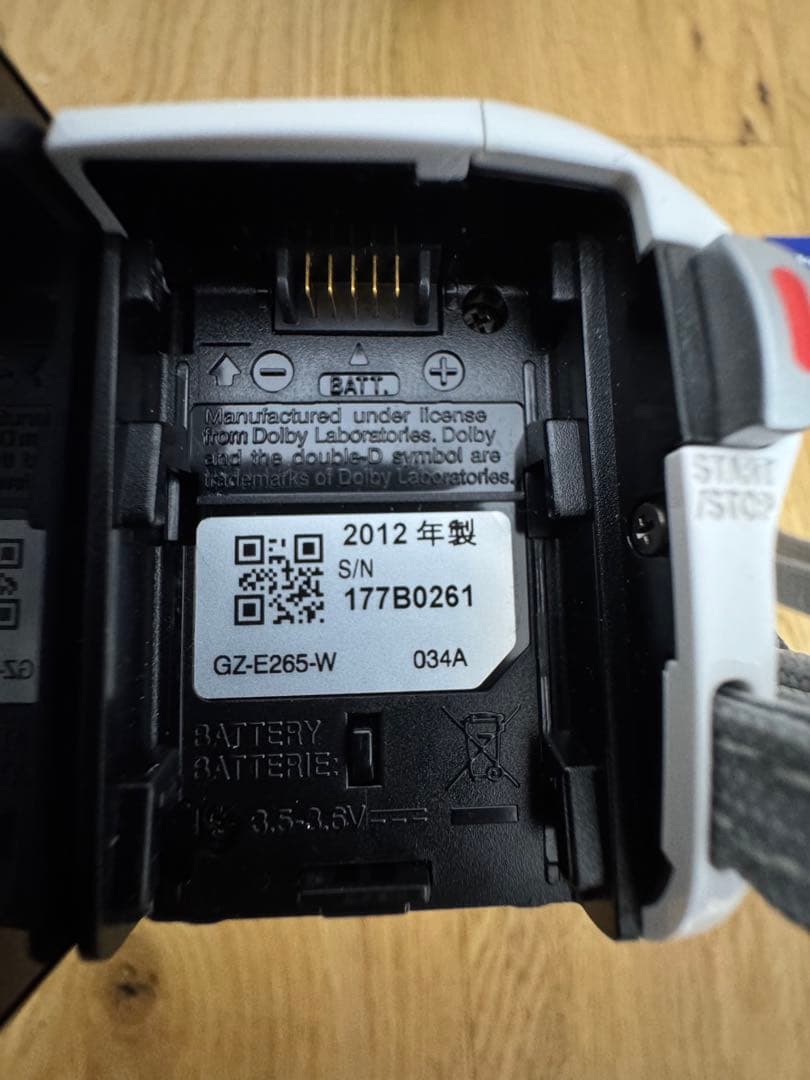 デジカメラまとめ売り 2セット ￼動作確認