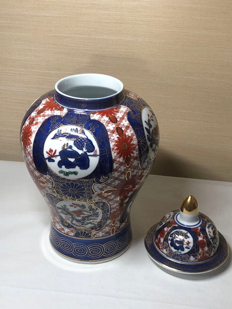 有田焼　飾り壺