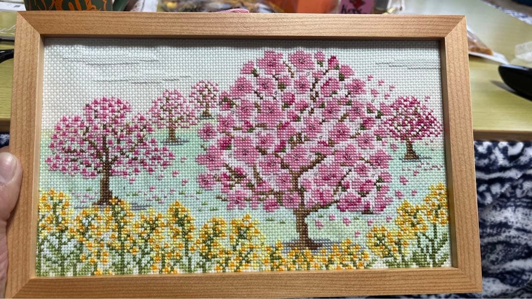 クロスステッチ刺繍　桜と菜の花　完成品