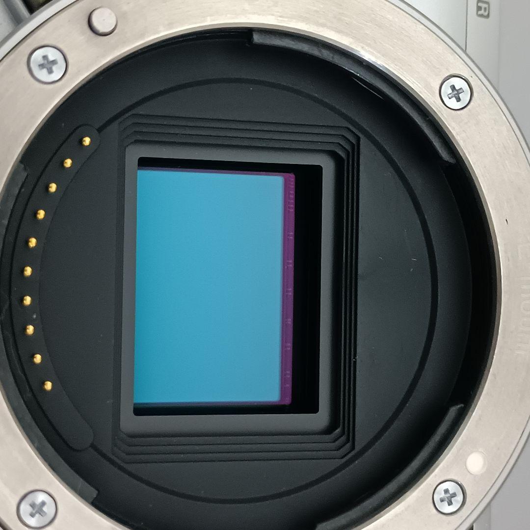 α NEX-C3