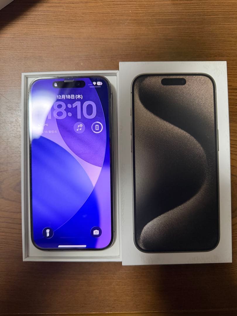 iPhone 15 Pro 256GB バッテリー87%