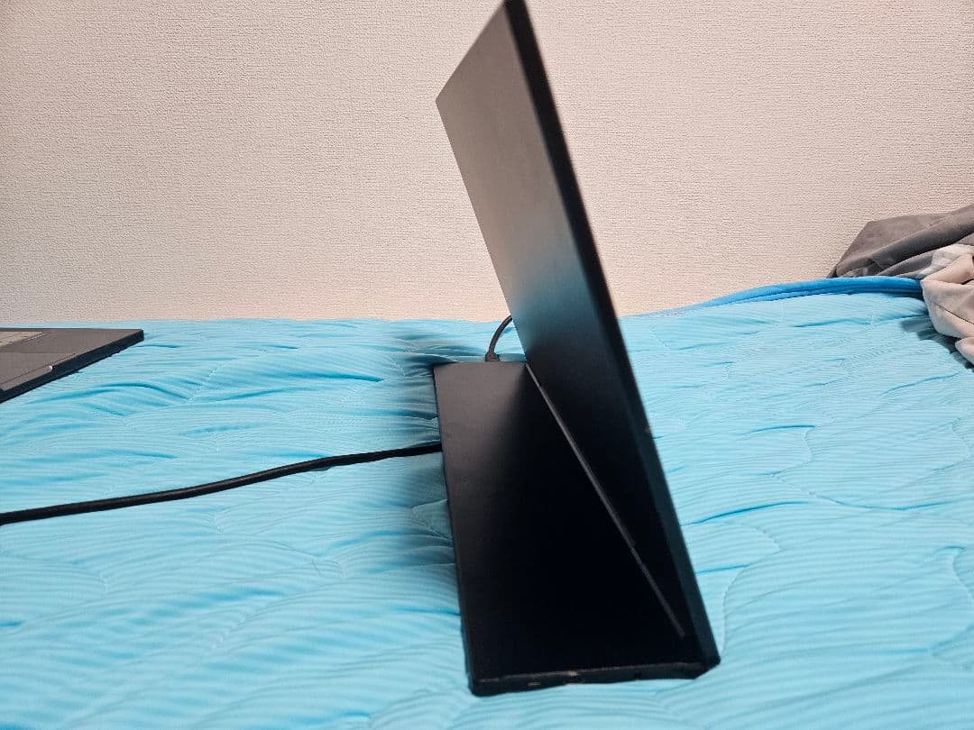 4K 15.6インチ モニター タッチパネル 折り畳み式/極薄