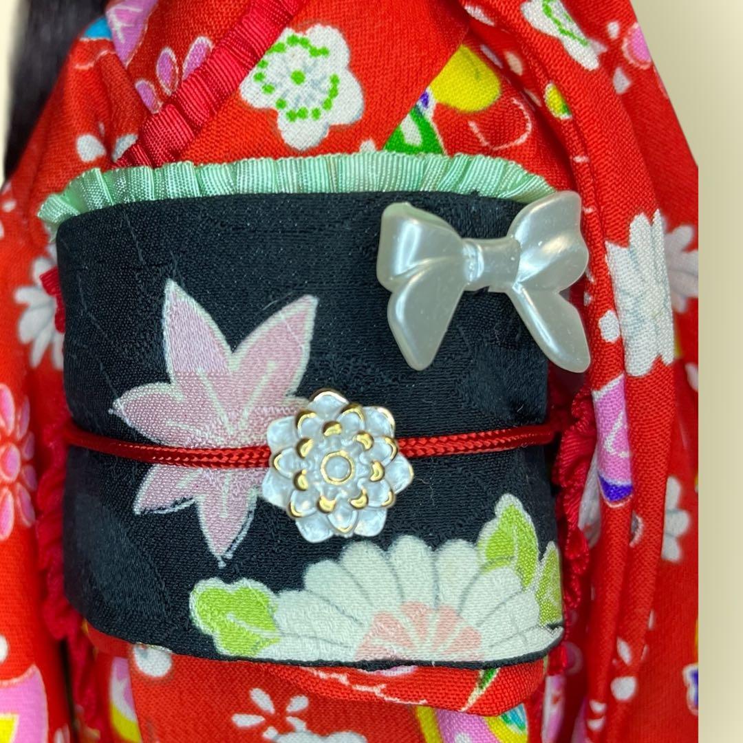 ブライス着物　赤ボンネットのお振袖