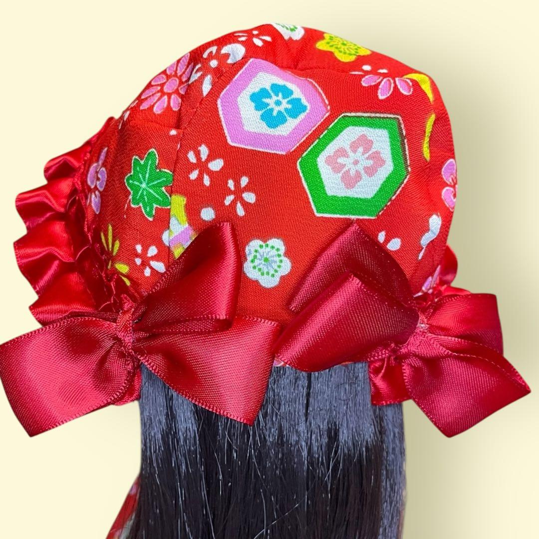 ブライス着物　赤ボンネットのお振袖