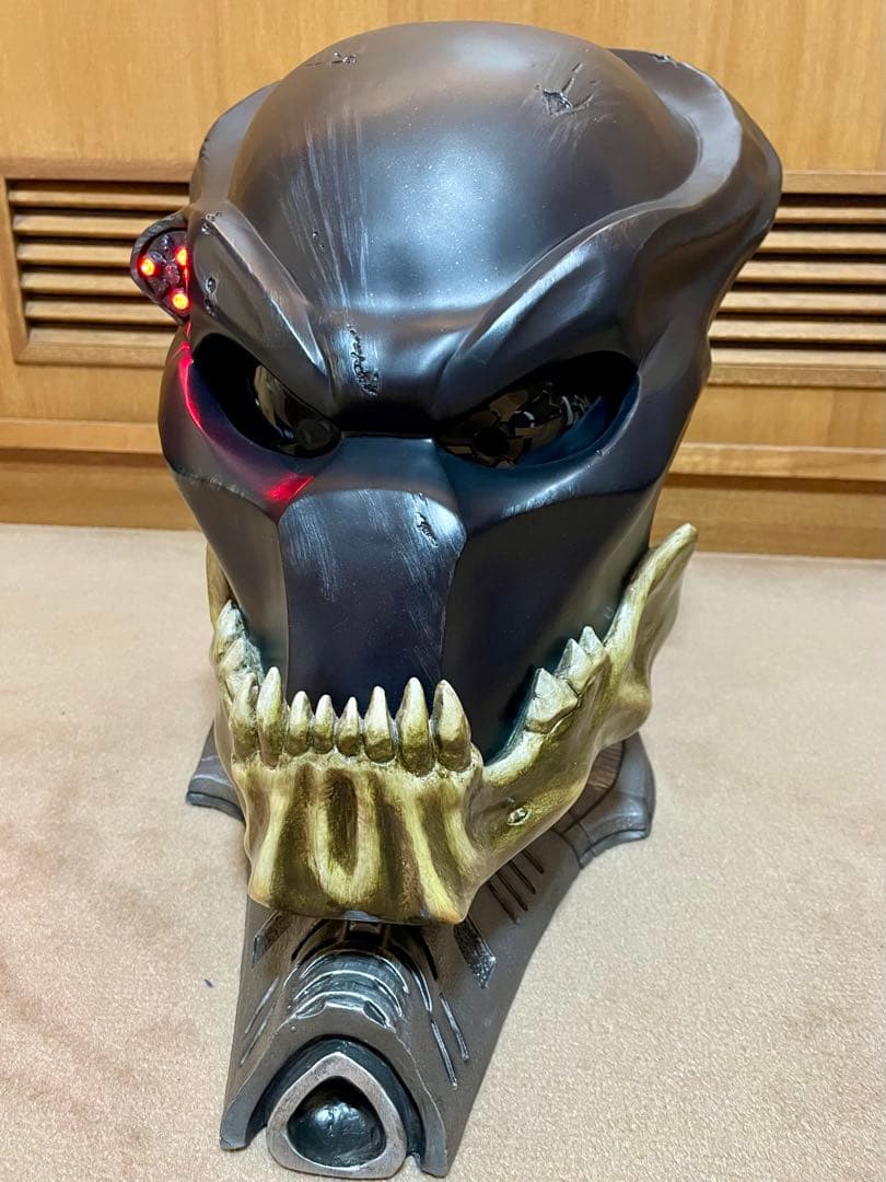 【希少】サイドショウ プレデターズ バーサーカー・プレデター マスク レプリカ