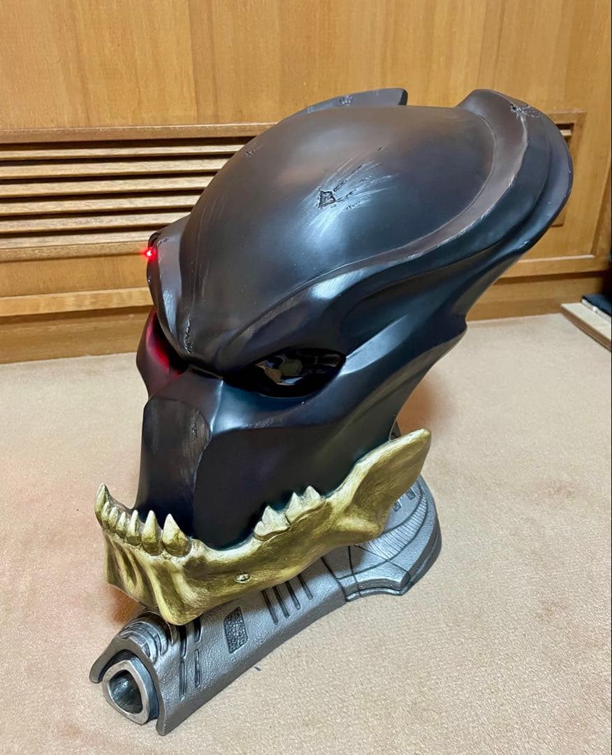 【希少】サイドショウ プレデターズ バーサーカー・プレデター マスク レプリカ