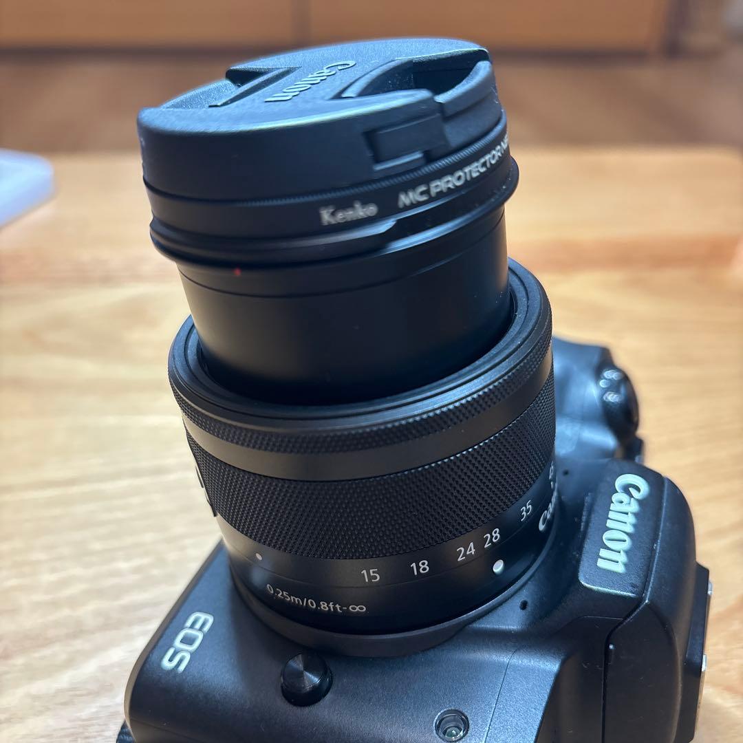 【ジャンク】Canon EOS Kiss M ダブルズームキット