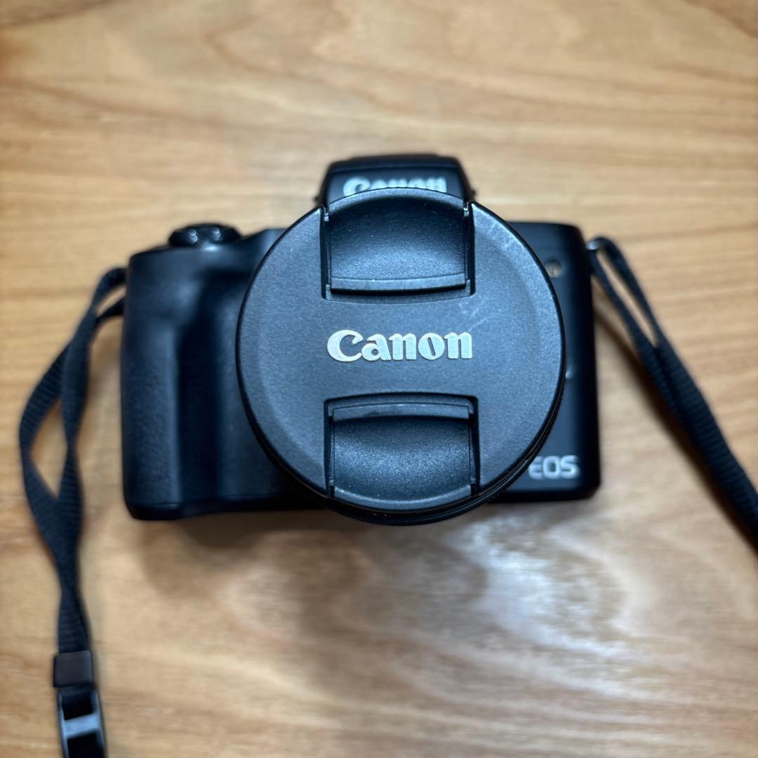 【ジャンク】Canon EOS Kiss M ダブルズームキット