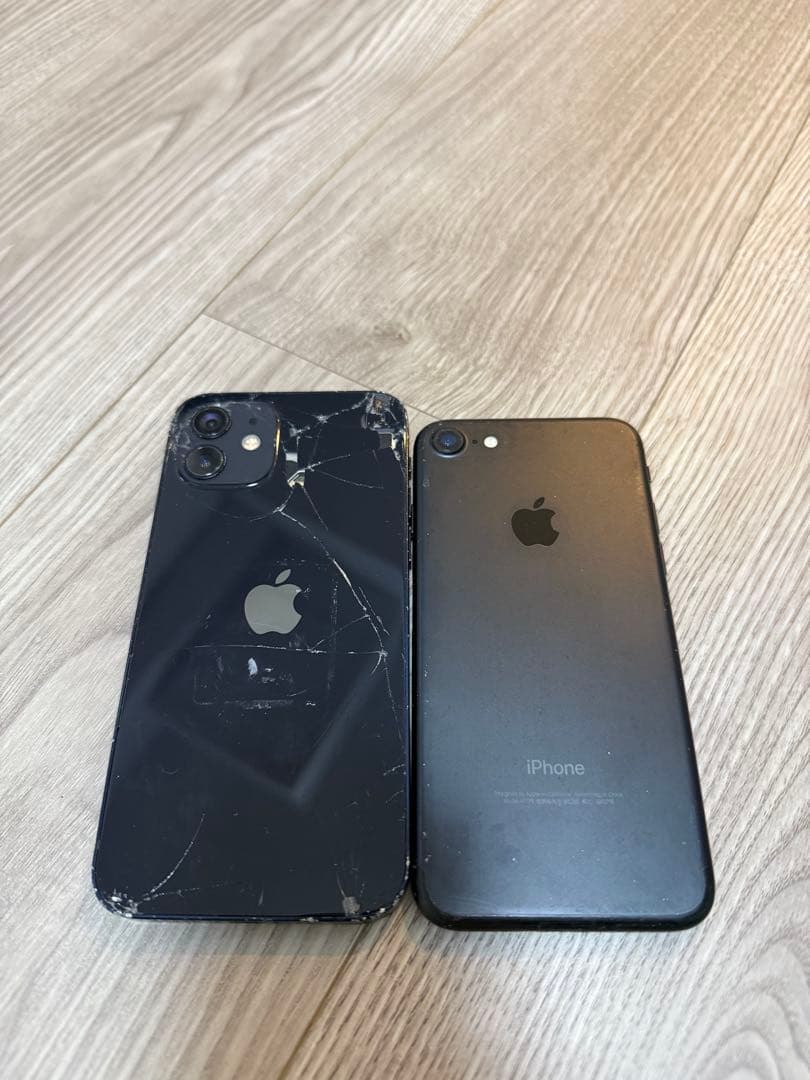 iPhone 12 & iPhone 7 セット