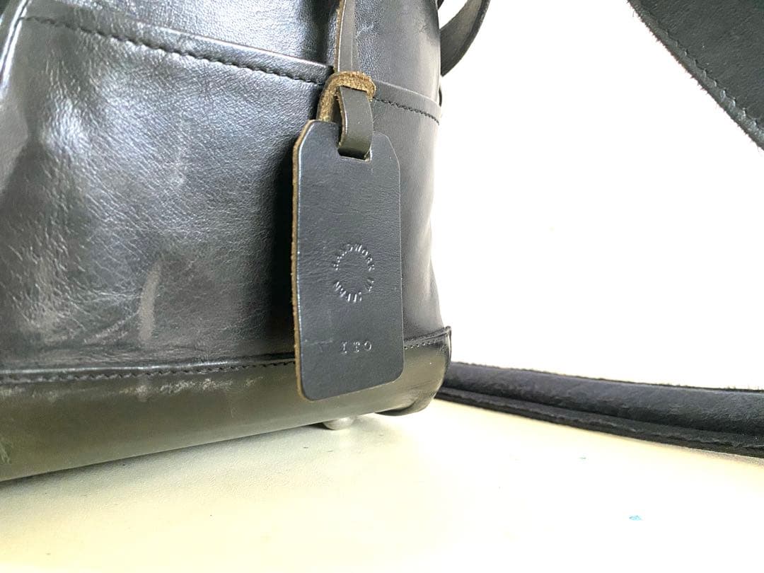 アクリュ acru カメラバッグ