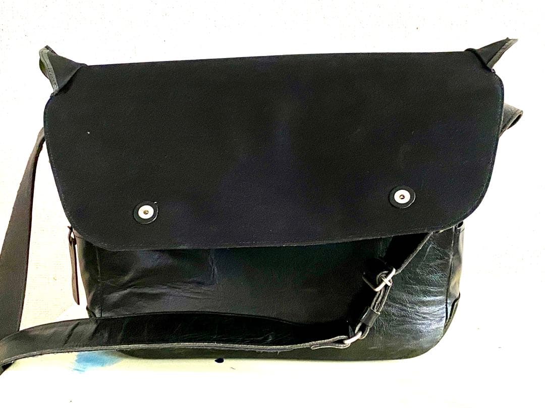 アクリュ acru カメラバッグ