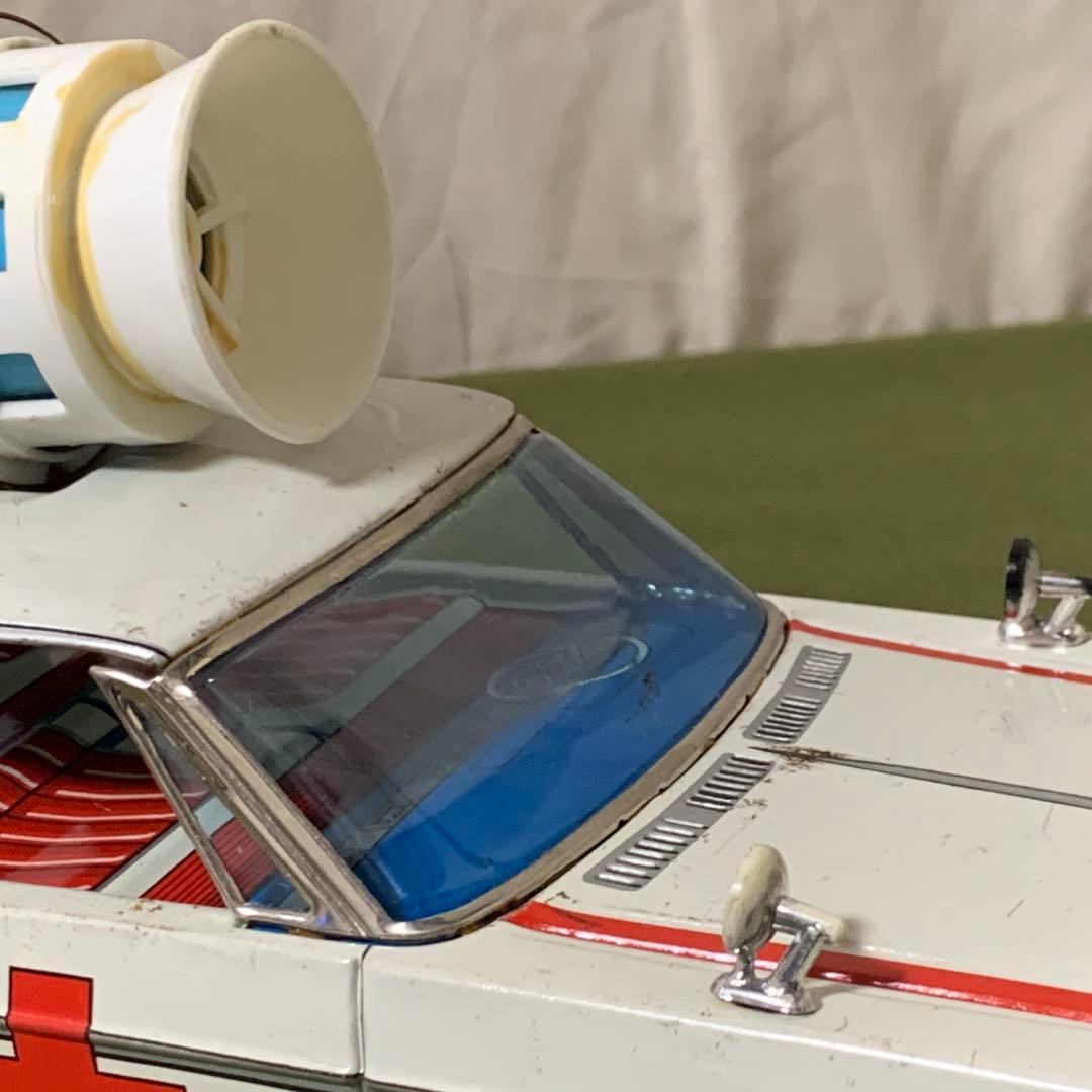 【レトロ】増田屋 フォード ギャラクシー 救急車 アンビュランス