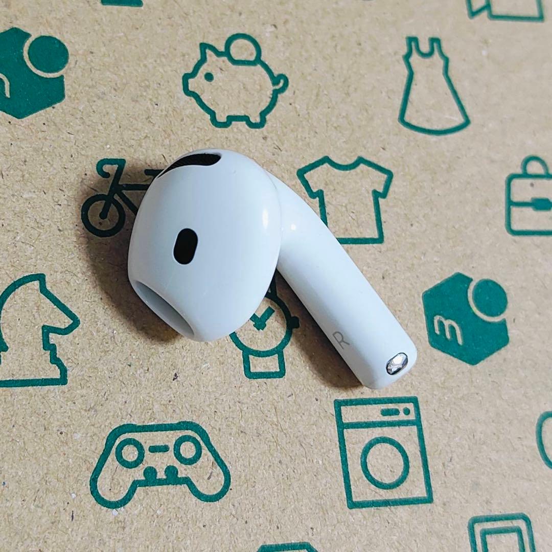 Apple AirPods 4世代 片耳 R 片方 右耳 18