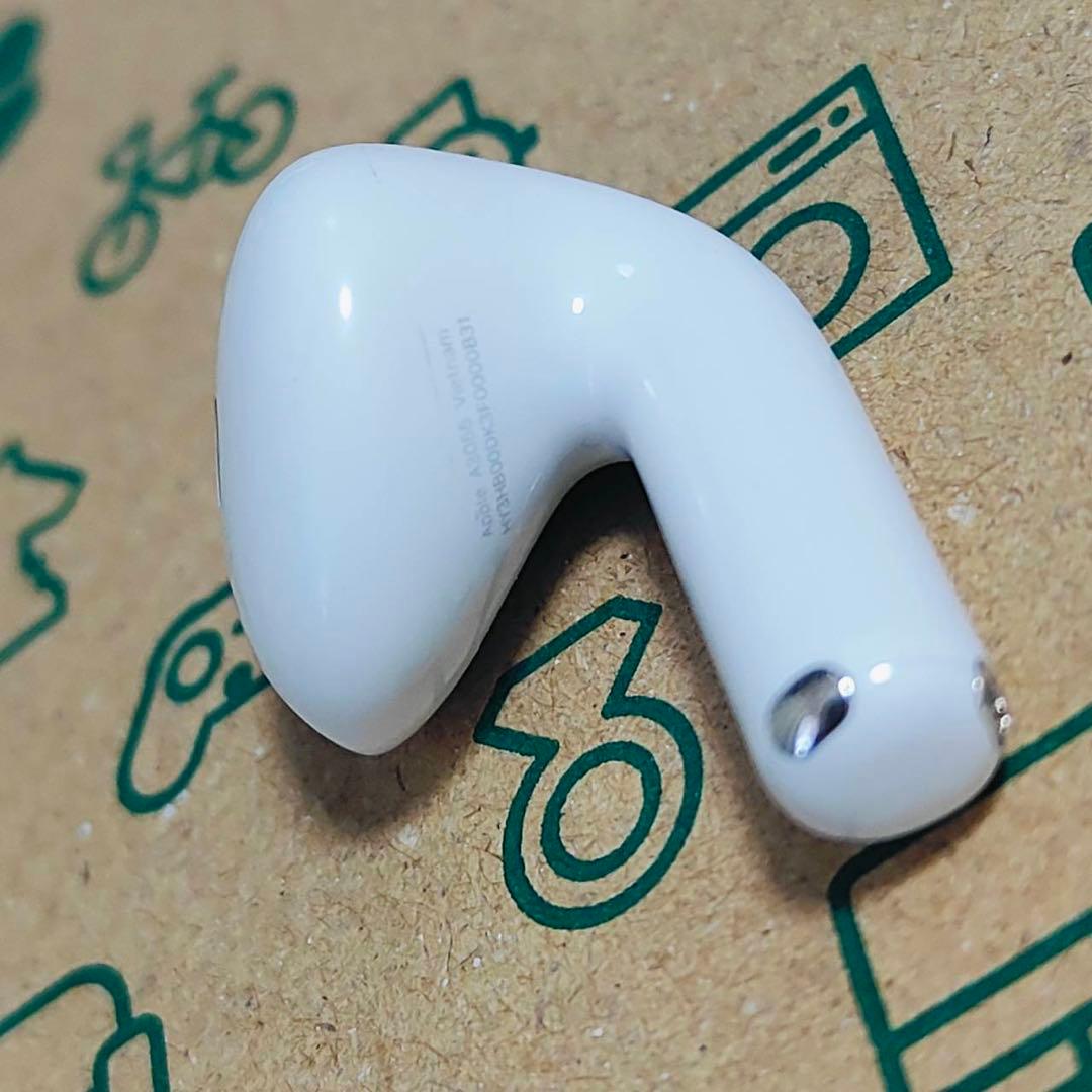 Apple AirPods 4世代 片耳 R 片方 右耳 18