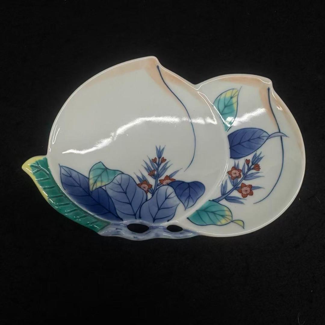 年末値下げ！鍋島 染付 畑萬陶苑 伊万里焼鍋島焼　4枚 瓜型銘蝶型 柿型 桃皿