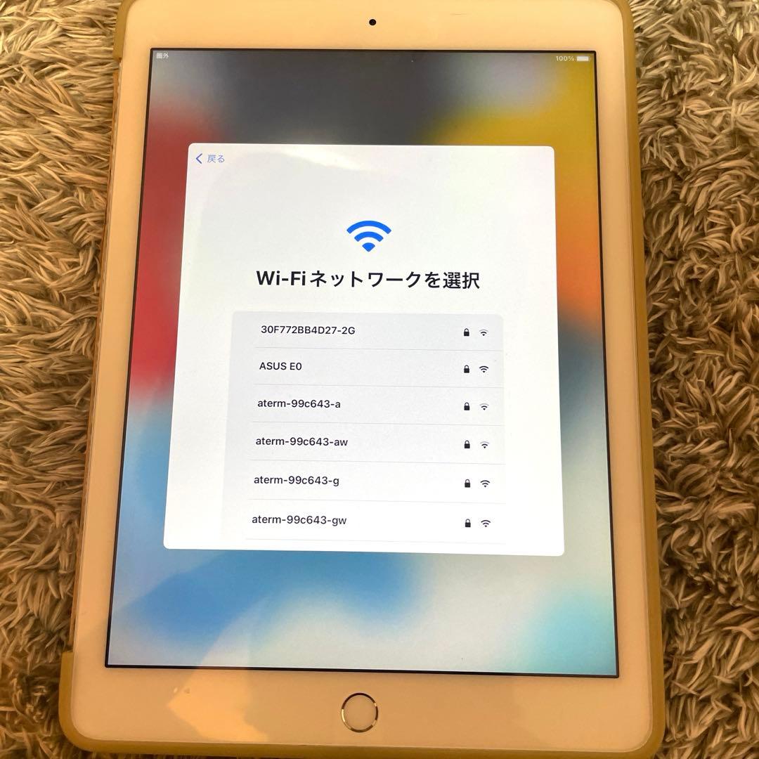 iPad Air 2 本体 16G 初期化済　ゴールド