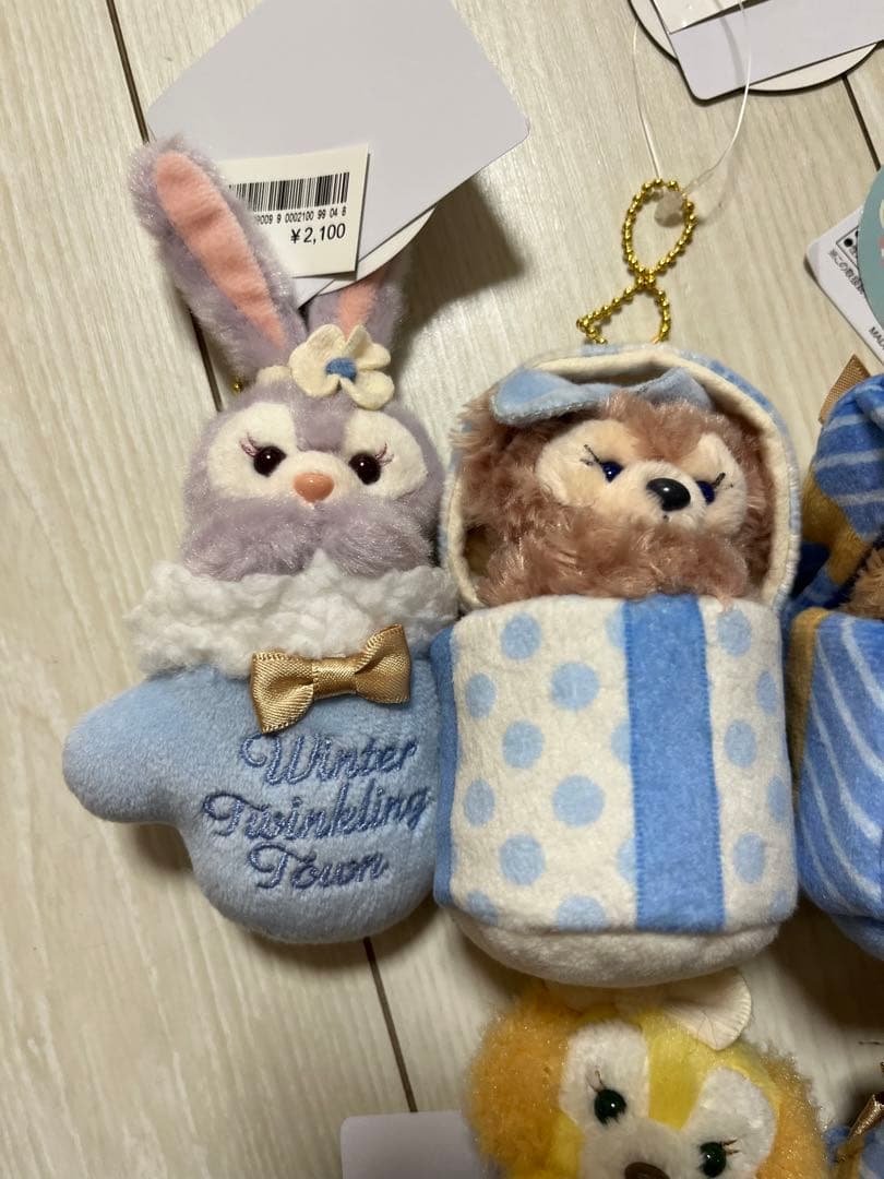 ダッフィー ぬいぐるみチャーム　ウィンタートゥインクルタウン　7点　新品