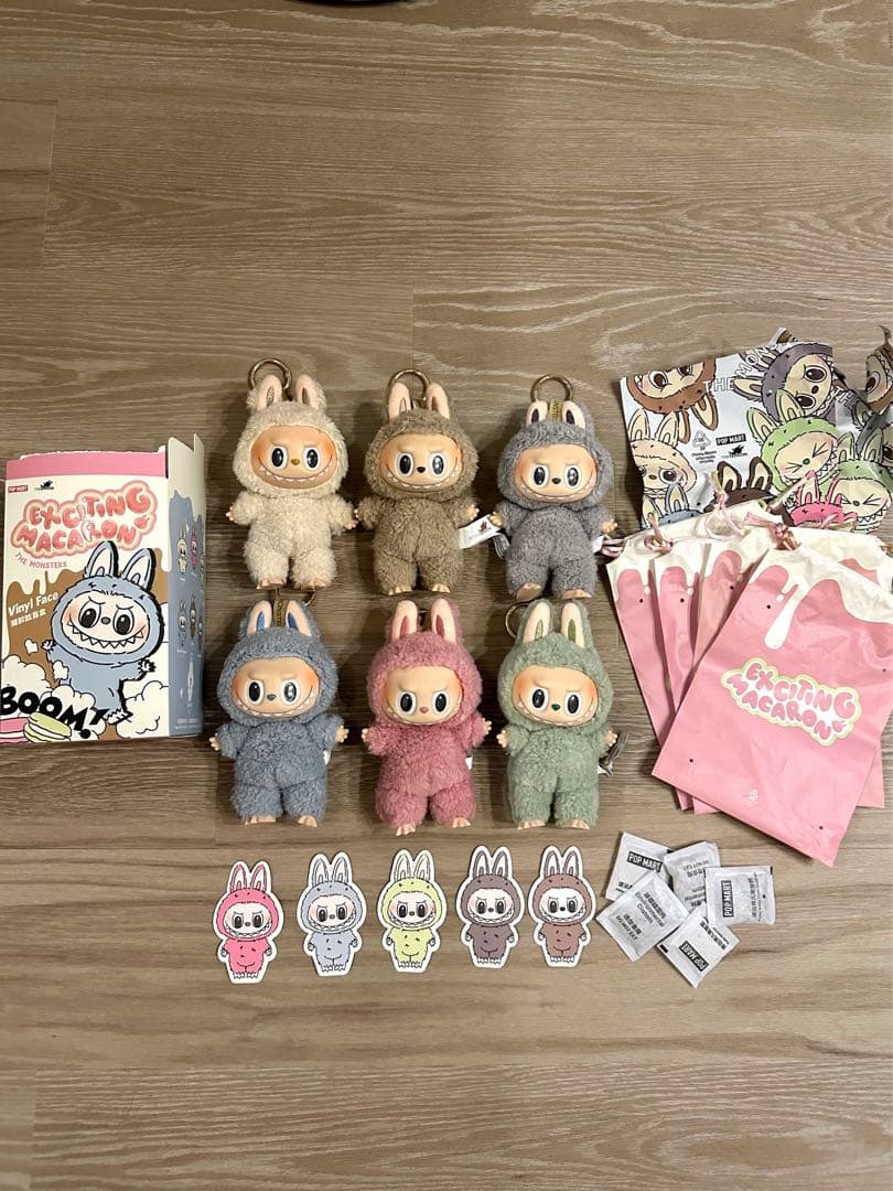 美品　POP MART ラブブ マカロン 6体セット 正規品
