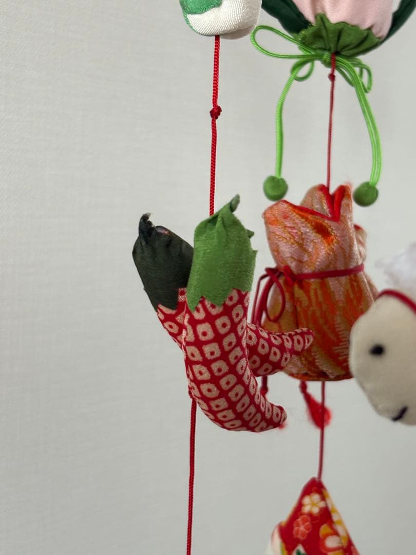 吊るし飾り　桃の節句の輪下げ(中)② 吊るし雛