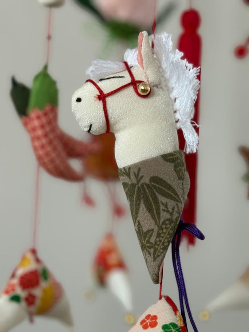 吊るし飾り　桃の節句の輪下げ(中)② 吊るし雛