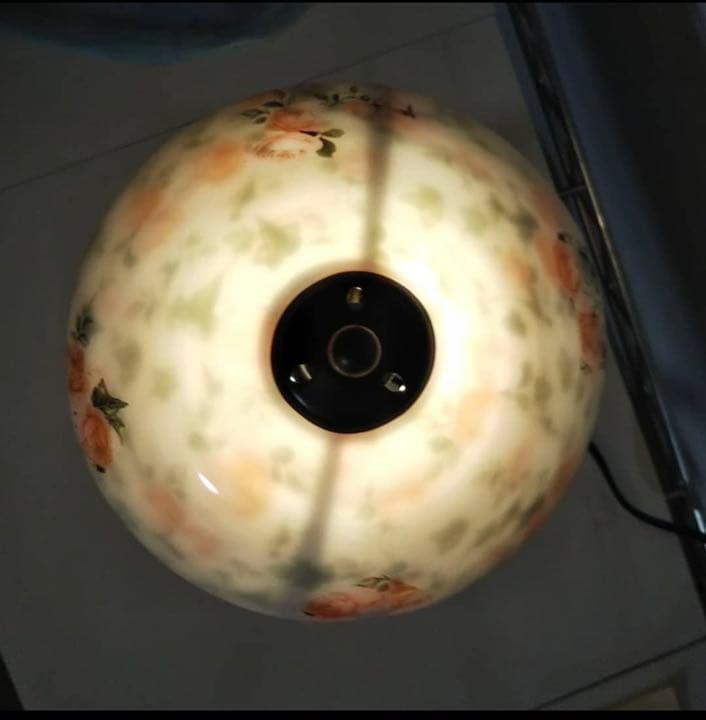 紅い薔薇のステンドグラスランプ