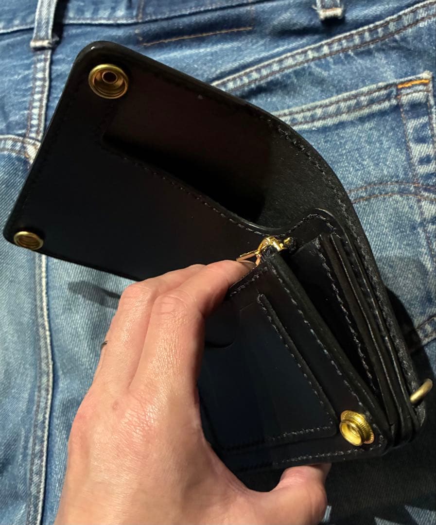 トラッカーウォレット　ミドルサイズ　ブルガロ