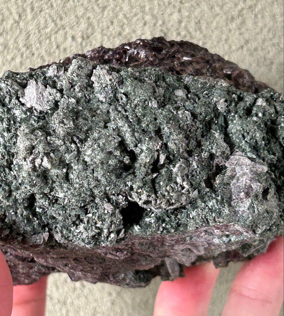 国産鉱物 アキシナイト 原石 宮崎県日之影町産