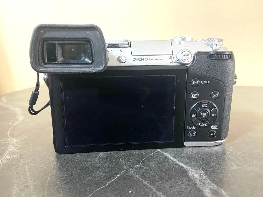Panasonic パナソニック LUMIX DMC-GX7 ボディ