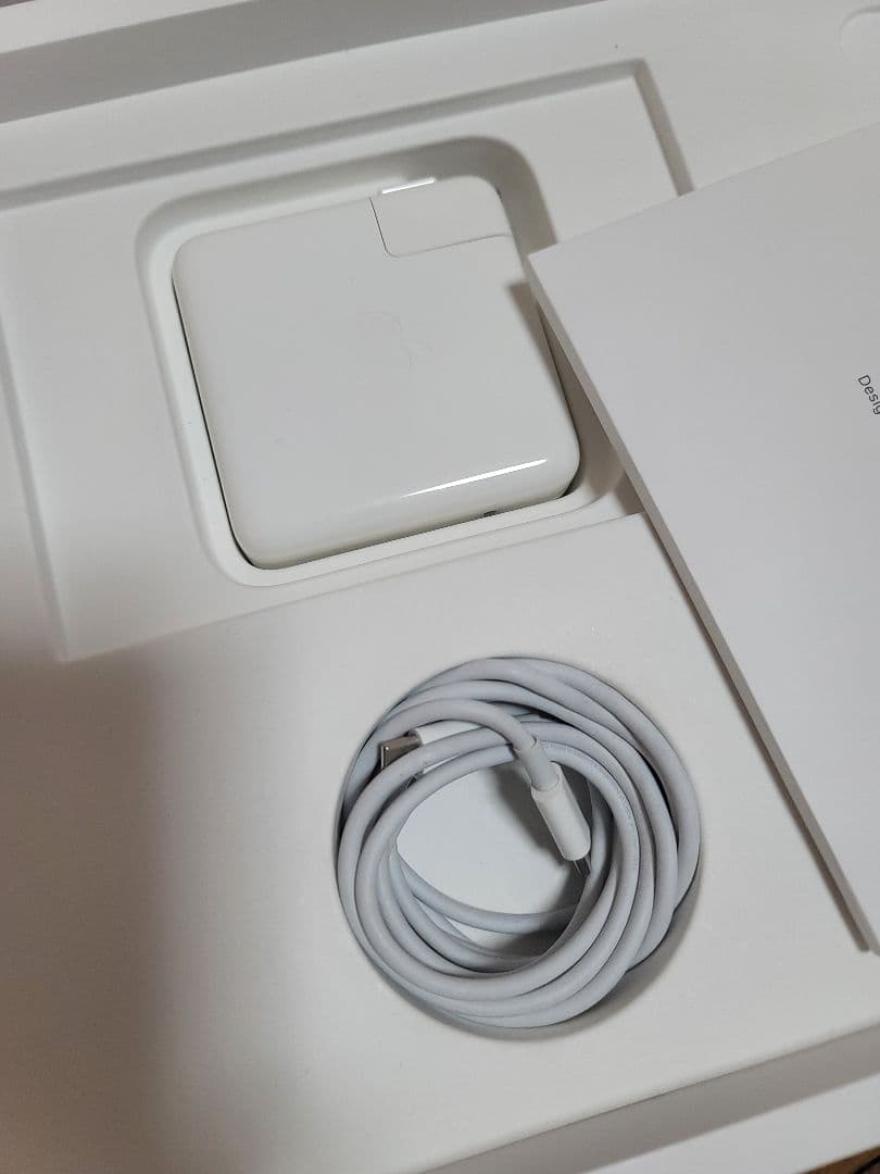 MacBook本体 Macbook Pro 2020 M1 8GB/256GB