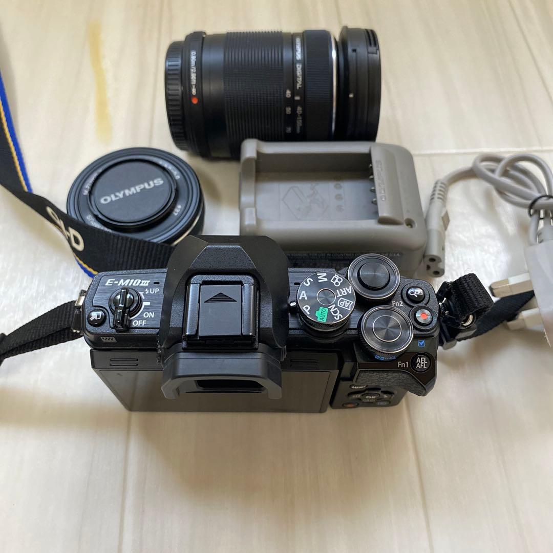 「値段下げた」OLYMPUS OM-D EM10 MarkⅢ