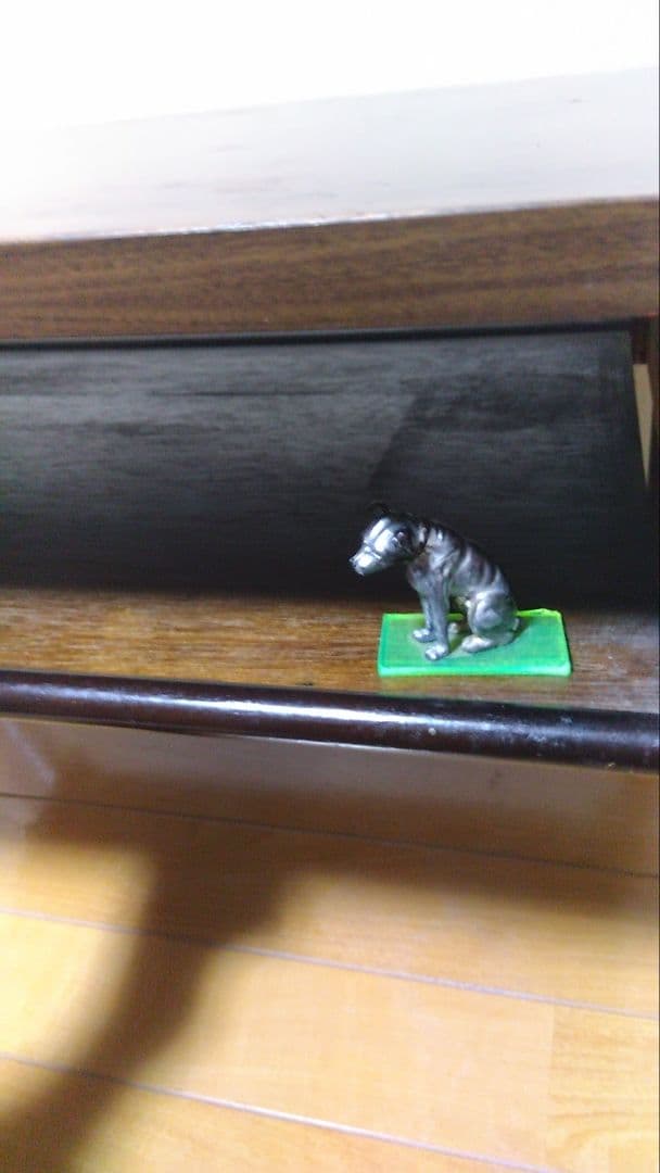 1970 ビクターの棚　ビクター犬（金属）