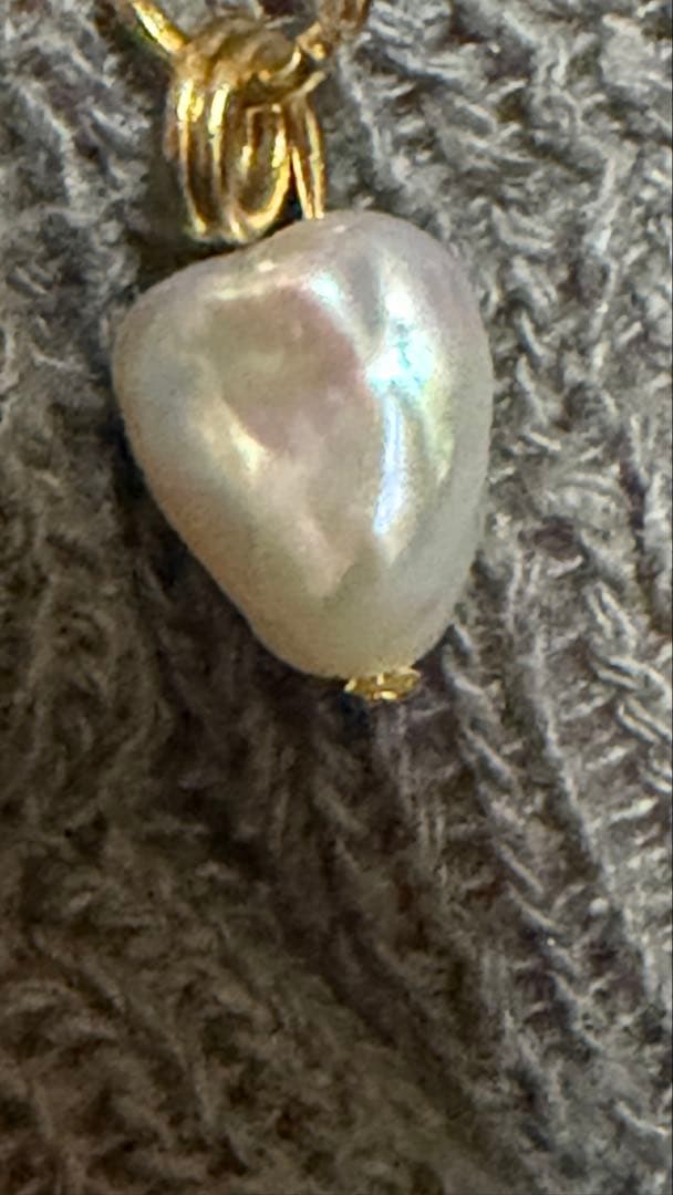 虹色に光る天然✨木の葉型バロックPerlイヤリング✨