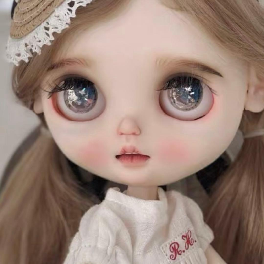 作家様カスタムブライス 人形 きれい ナチュラルメイク 大人しい