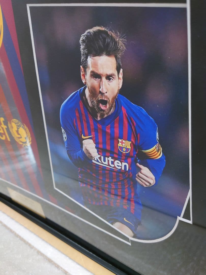 メッシ サイン入り ユニフォーム