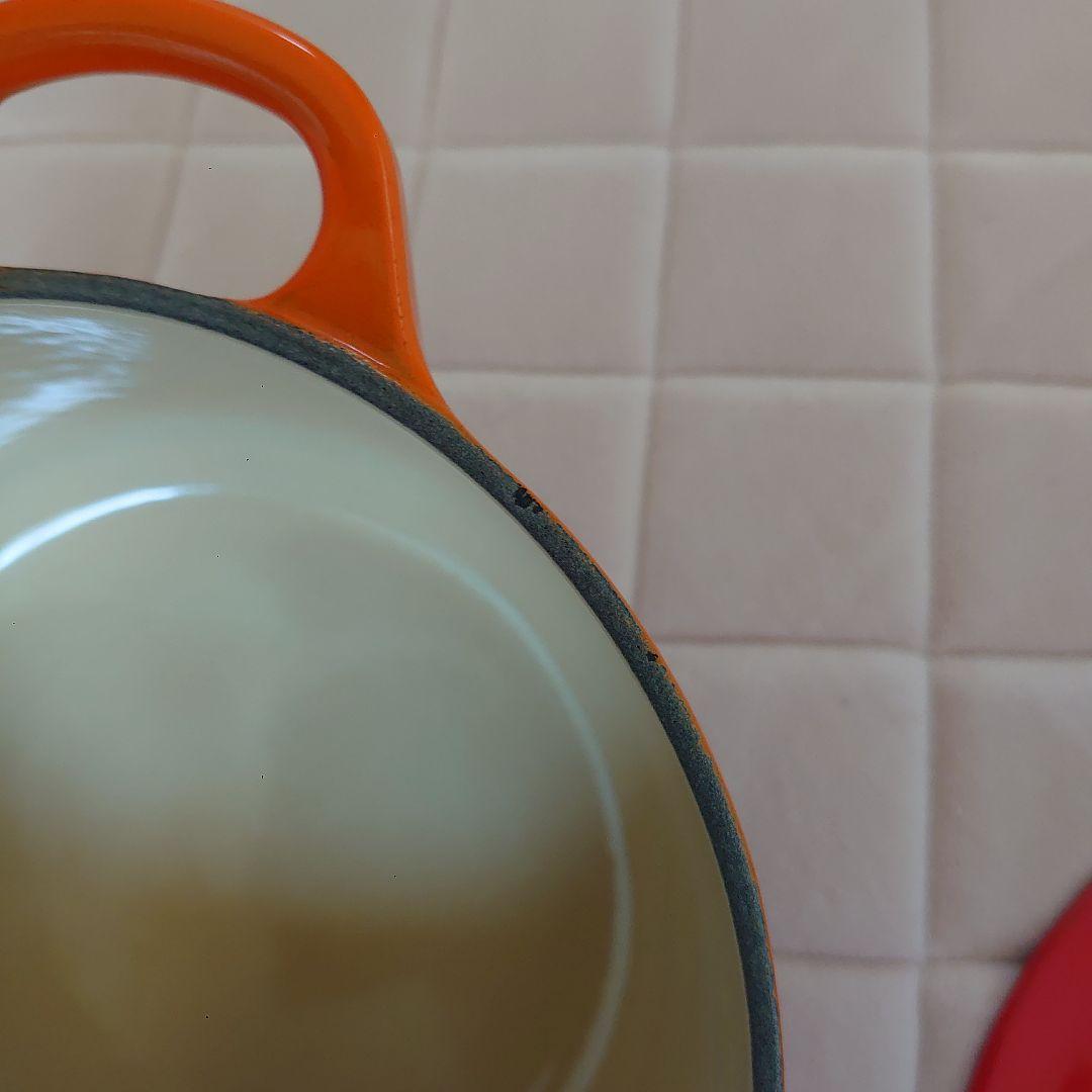 お値下げル、クルーゼ両手鍋 鋳鉄製 16cm オレンジと赤のグラデーション