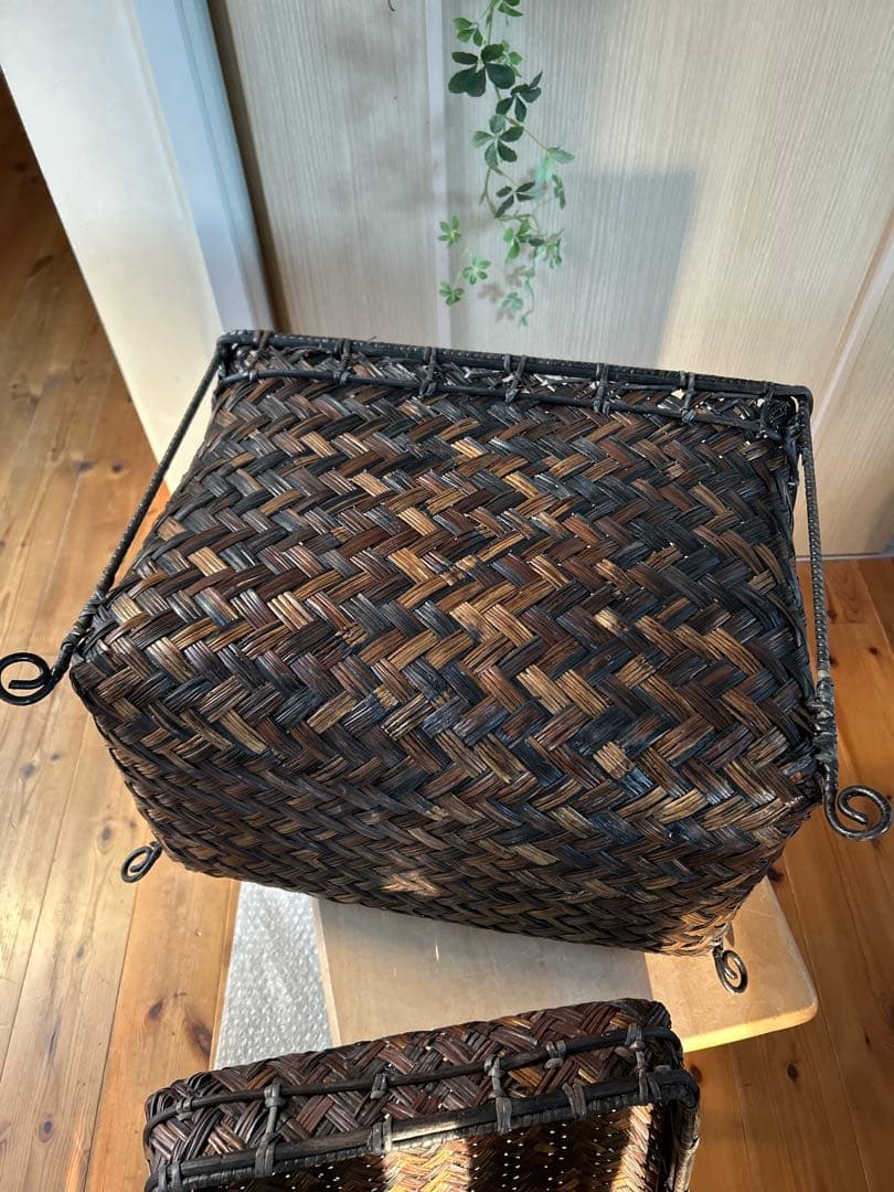 バリ風アイアン×竹編みかご　竹バスケット小物入れ　収納ボックスラック　竹かご