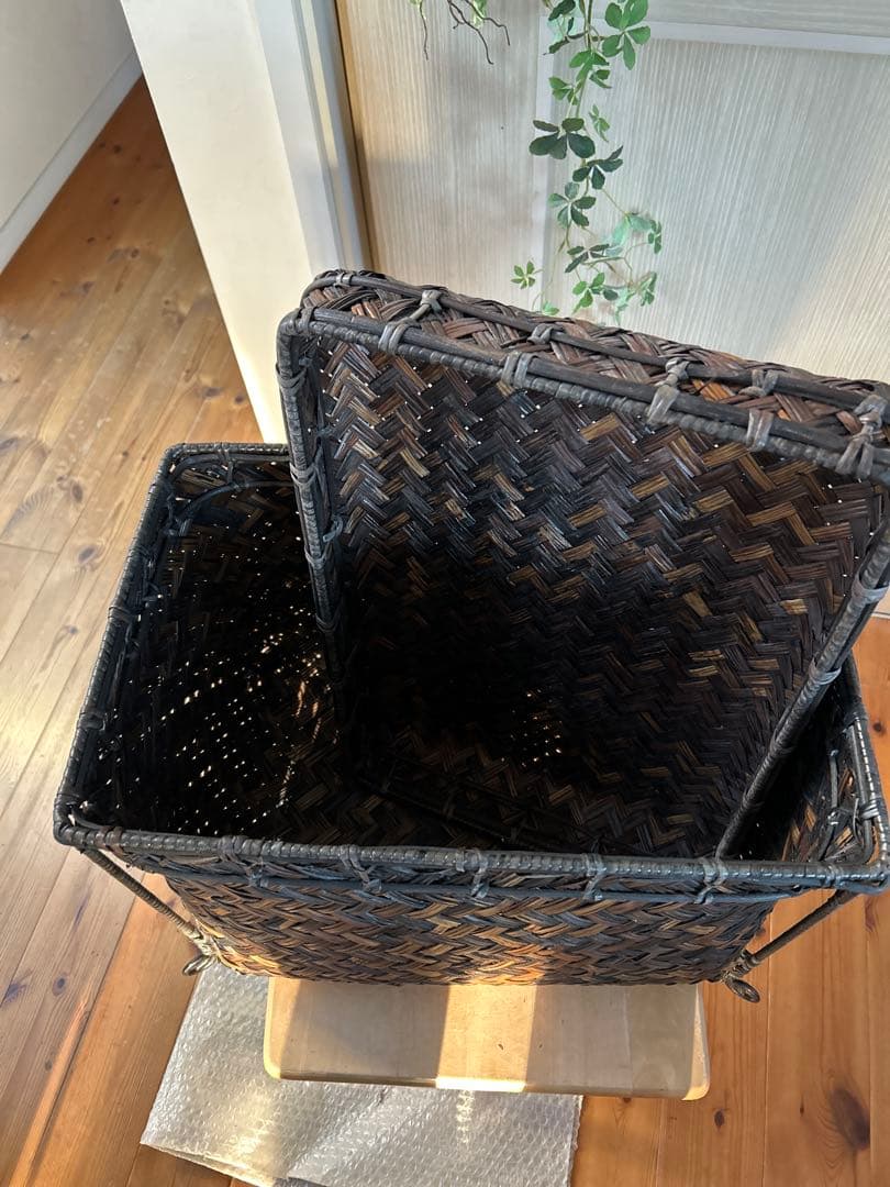 バリ風アイアン×竹編みかご　竹バスケット小物入れ　収納ボックスラック　竹かご