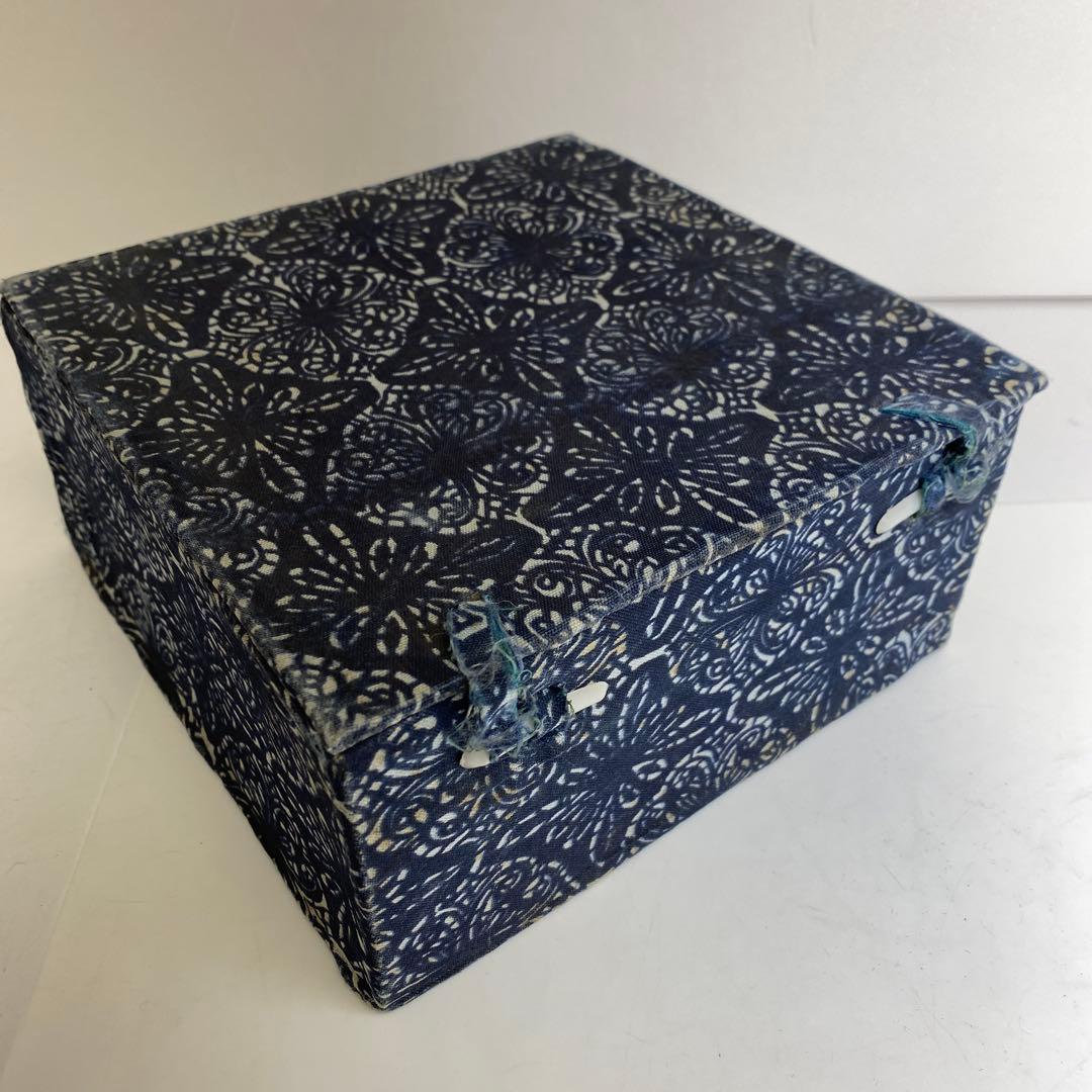 中国美術　粉彩春画皿　幅約16㎝　箱付　タトチ　東さ8-0321☆2F