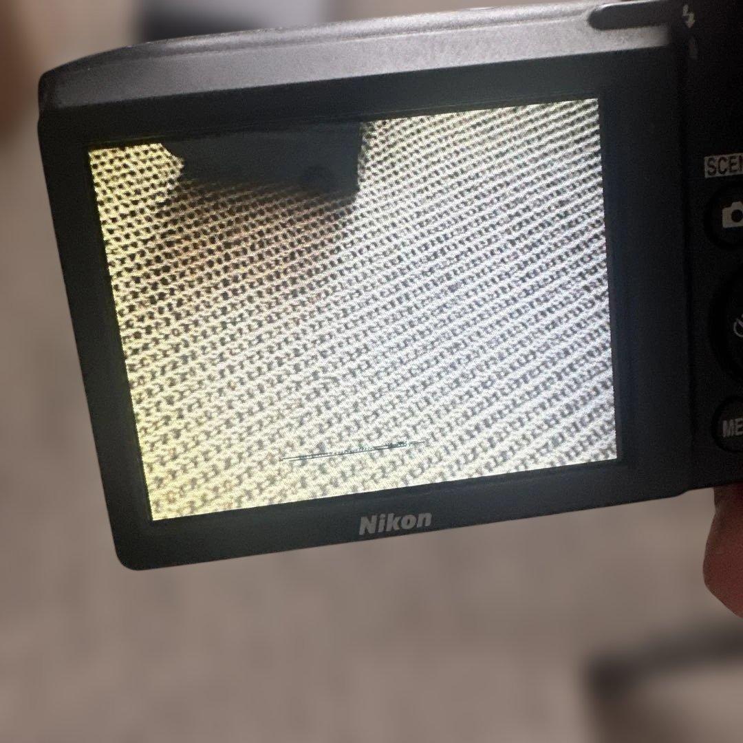 ジャンク　Nikon COOLPIX A100 レッド