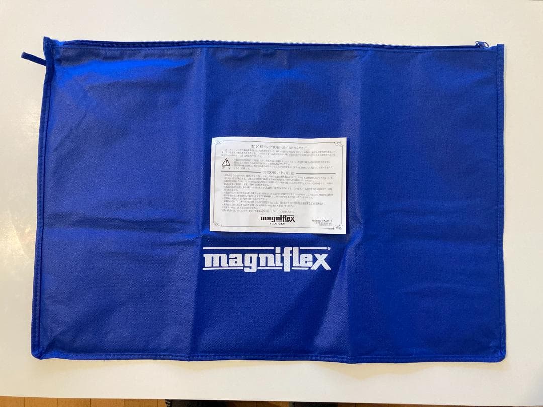 マニフレックス フラットピッコロ 女優まくら 専用ピローカバー付き