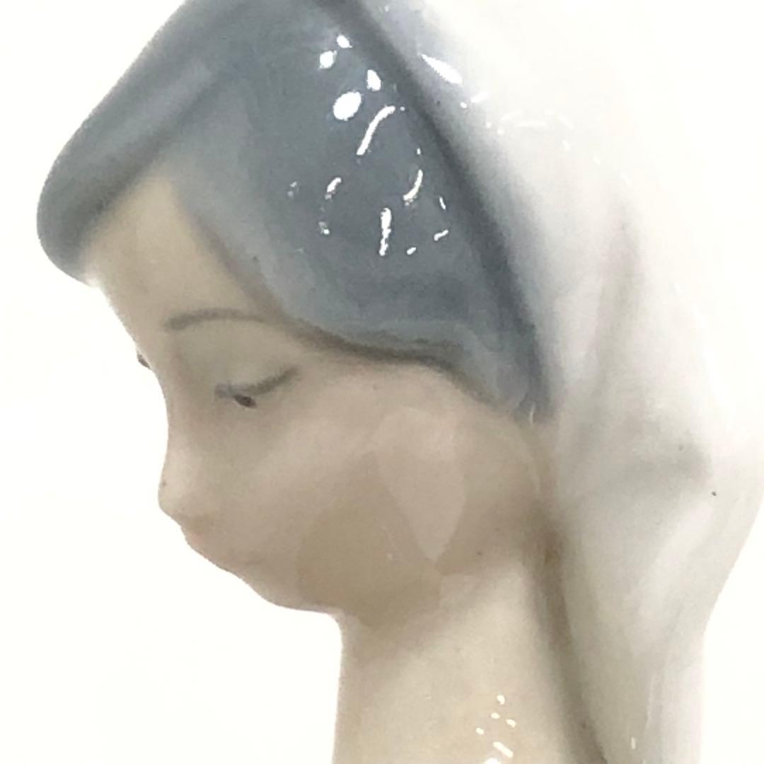 リヤドロ　フィギュリン　女性と2羽のアヒル　置物　西洋陶磁　アンティーク