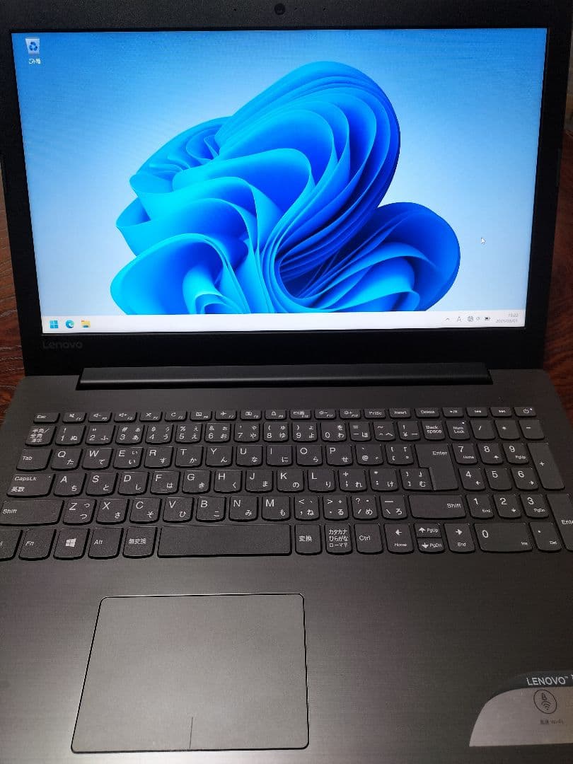 レノボ ほぼ新品　使用131時間　エクセル　ワード　匿名配送　E2-9000