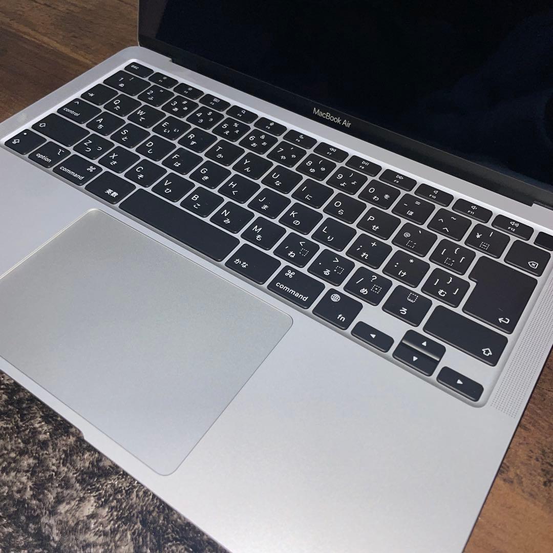 美品 MacBook Air 13inch 8G 256GB 放充電数回