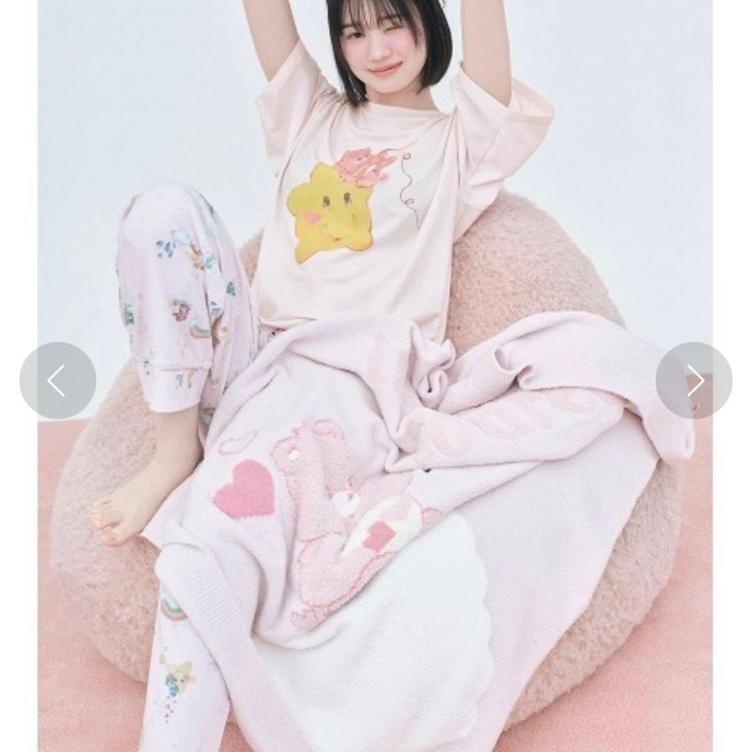 レア完売品　ケアベアのピンクブランケット