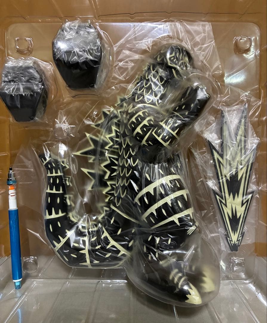 ゴジラ　海外版画風フィギュア　販売終了品