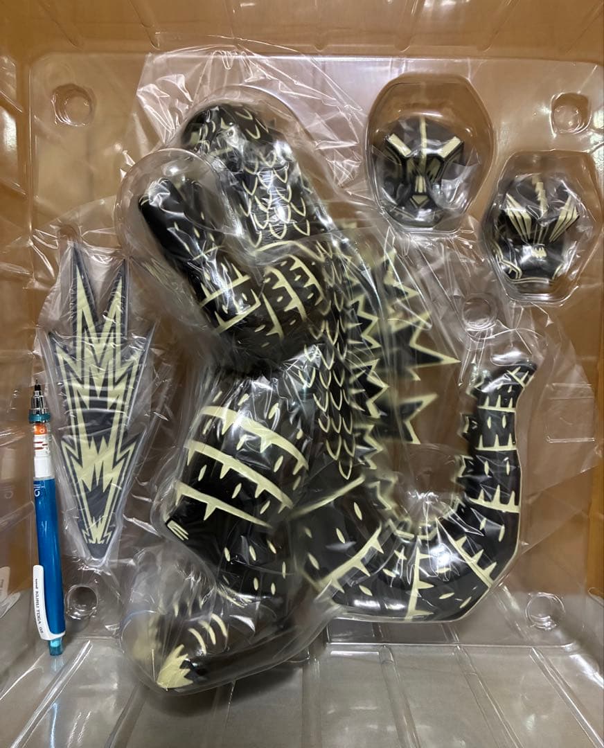 ゴジラ　海外版画風フィギュア　販売終了品
