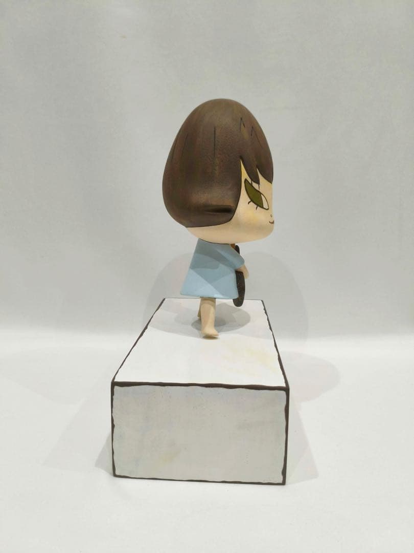 奈良美智 Yoshitomo Nara 木 フィギュア 28CM