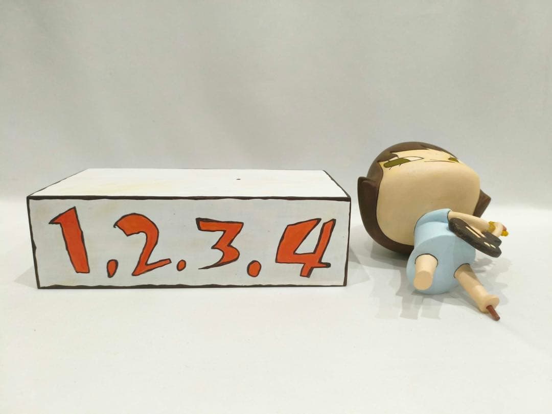 奈良美智 Yoshitomo Nara 木 フィギュア 28CM