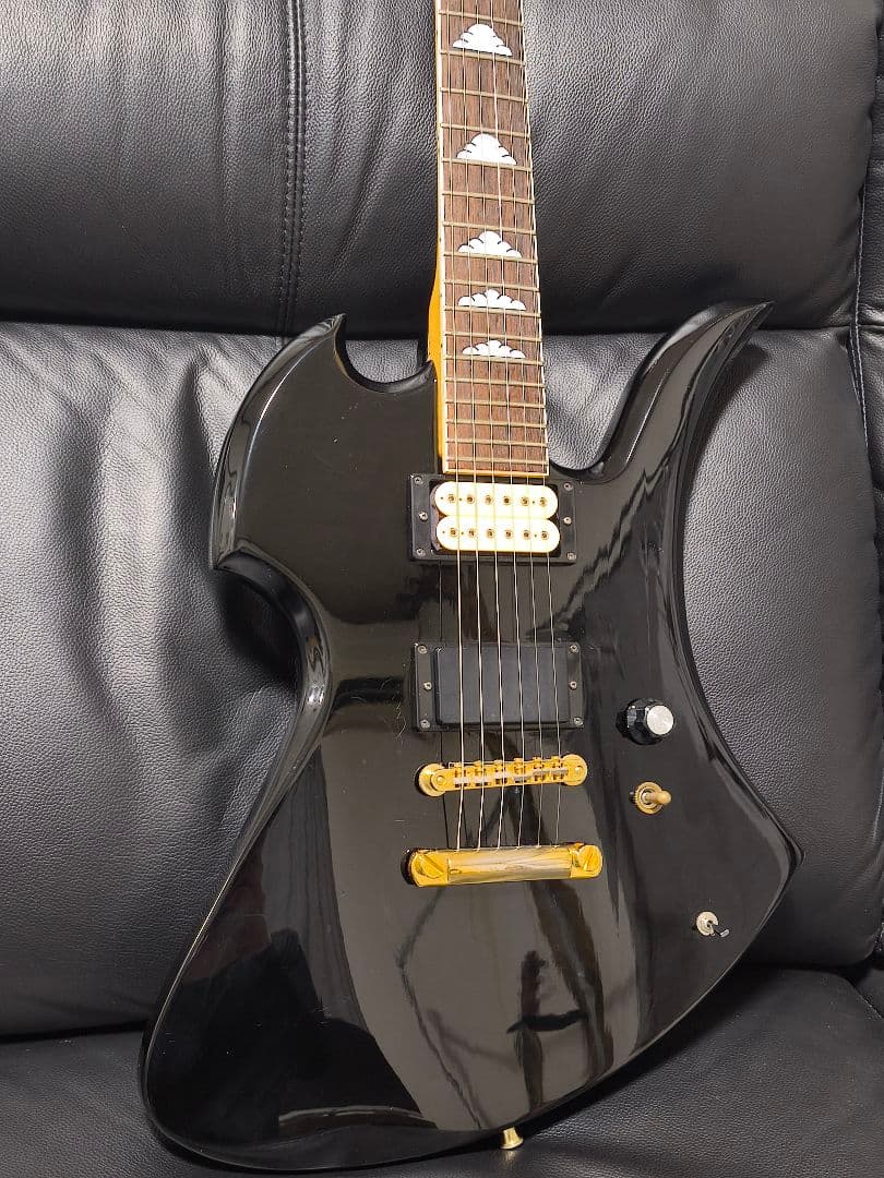 引き取りのみ フェルナンデス FERNANDES MG-80X hideモデル