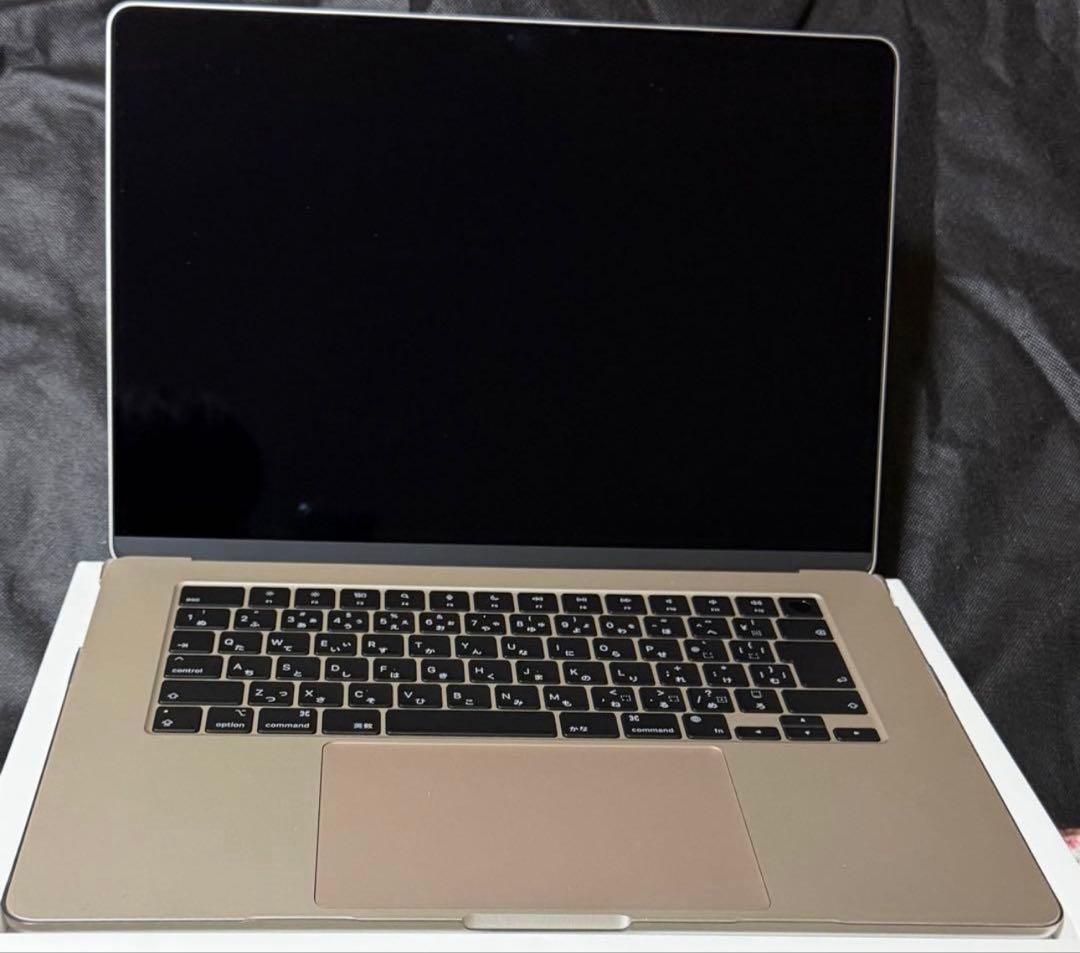 MacBook Air M3 15インチ 2024